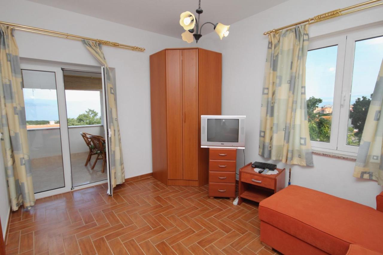 Apartments And Rooms With Parking Space Njivice, Krk - 5458 외부 사진