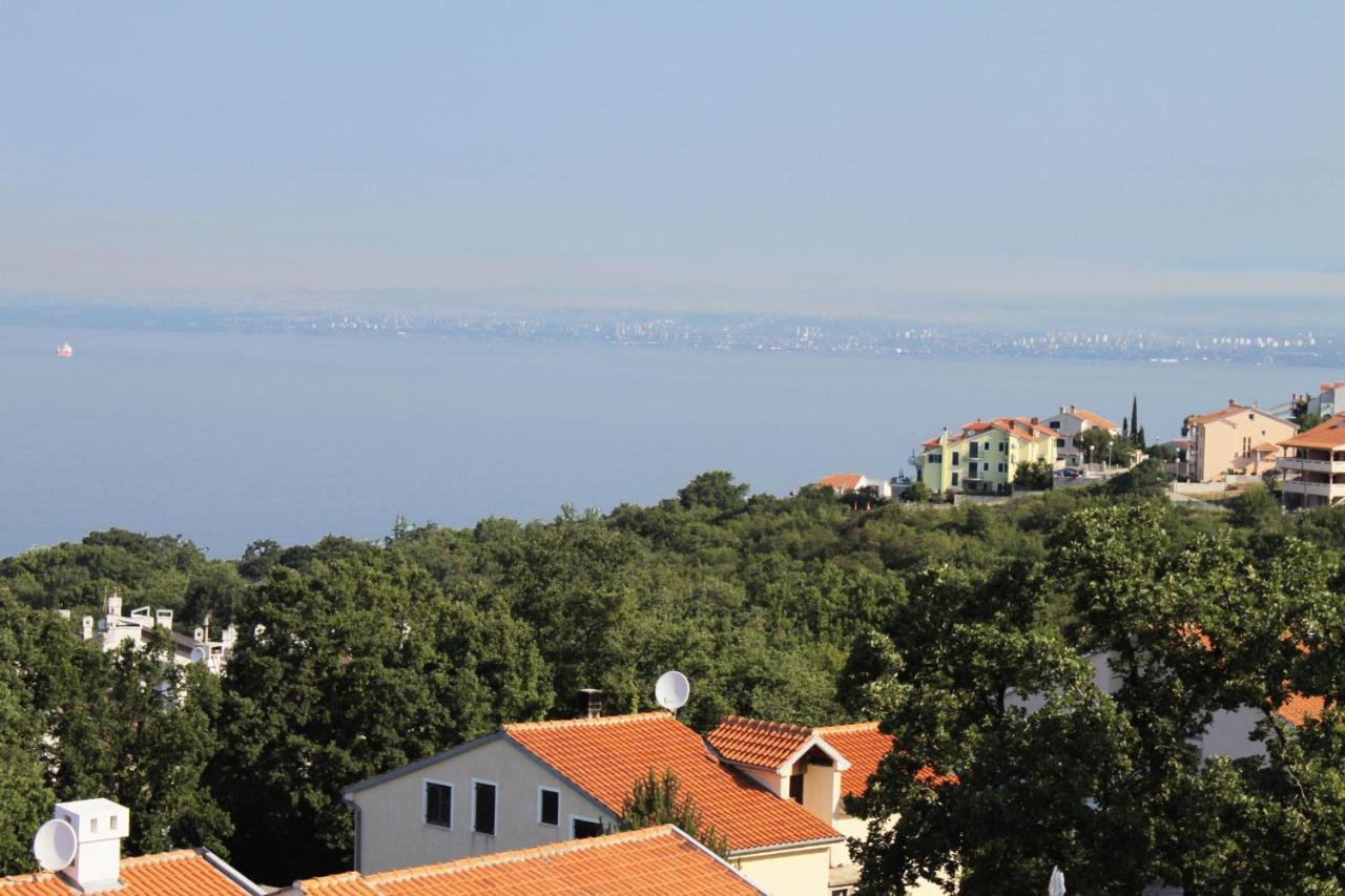 Apartments And Rooms With Parking Space Njivice, Krk - 5458 외부 사진