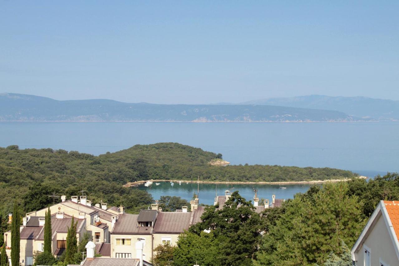 Apartments And Rooms With Parking Space Njivice, Krk - 5458 외부 사진